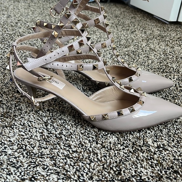 Valentino Garavani Shoes - Valentino Rockstud Nude Caged Pump 65mm, NWOT